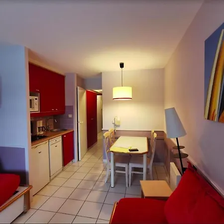 Great Between Golf Course And